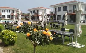 Kalanora Otel